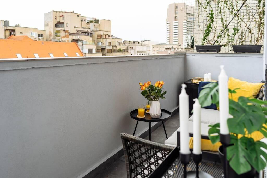 בוקרשט Amazing City View - Terrace+Netflix - City Center מראה חיצוני תמונה